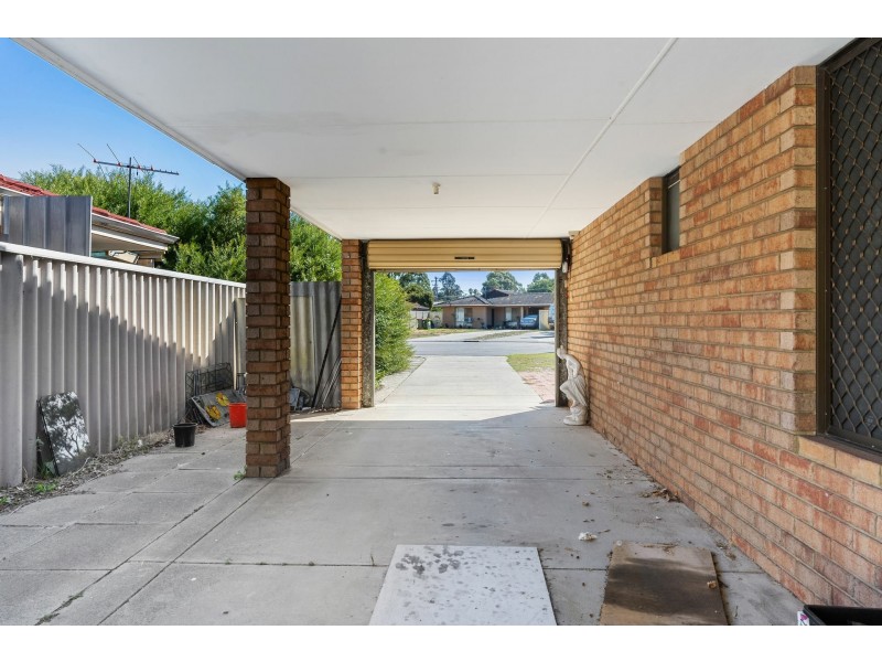 14 Eppalock Grove, South Lake WA 6164