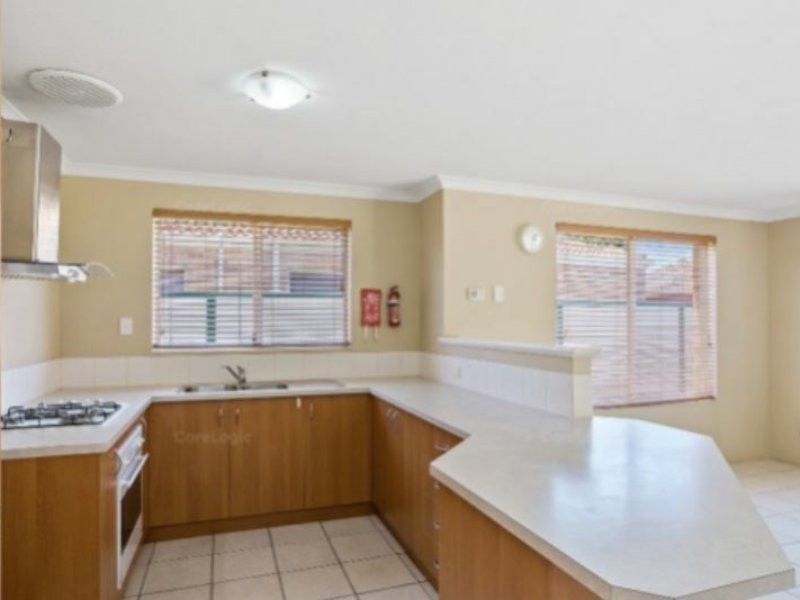 2/254 High Road, Riverton WA 6148