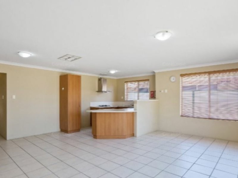 2/254 High Road, Riverton WA 6148