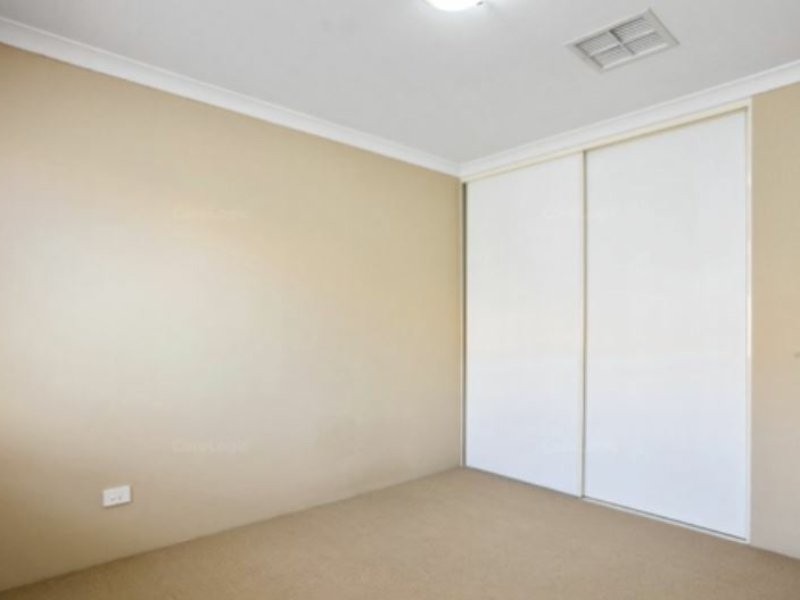 2/254 High Road, Riverton WA 6148