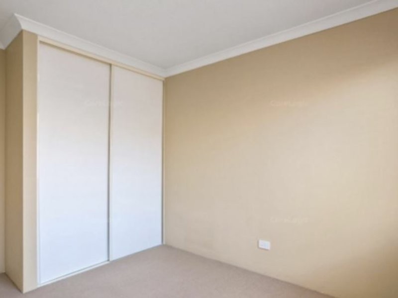 2/254 High Road, Riverton WA 6148