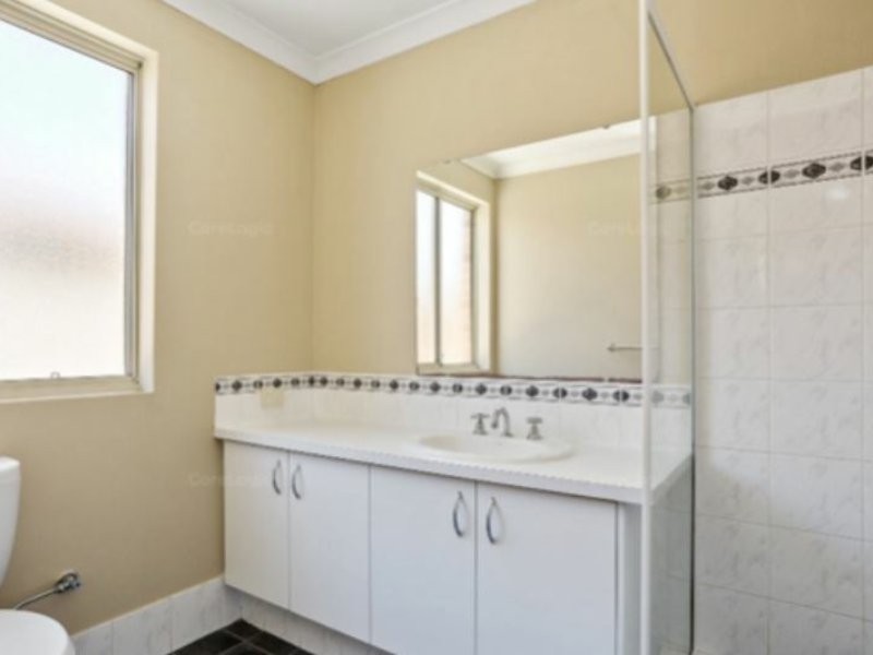 2/254 High Road, Riverton WA 6148