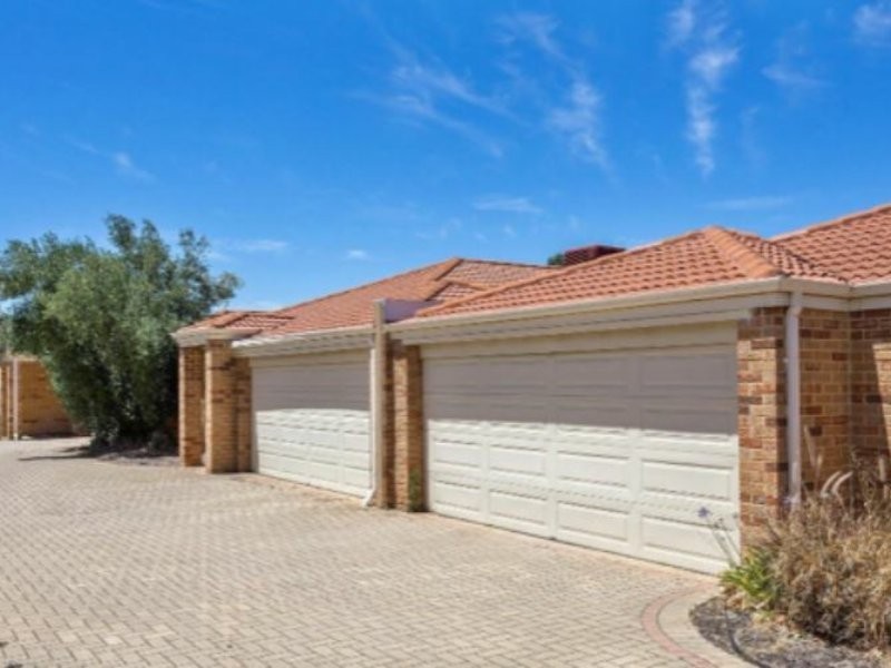 2/254 High Road, Riverton WA 6148
