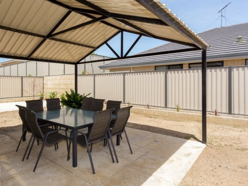 4 Belmore Bend, Aubin Grove WA 6164