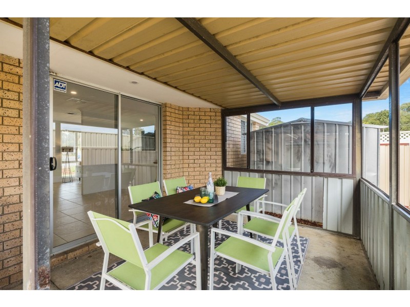 10 Grafham Road, Brookdale WA 6112