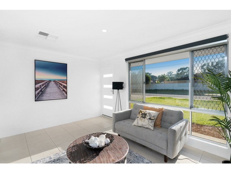 10 Grafham Road, Brookdale WA 6112