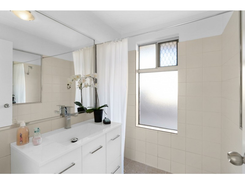 10 Grafham Road, Brookdale WA 6112