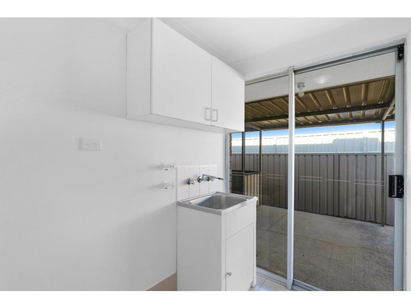 10 Grafham Road, Brookdale WA 6112