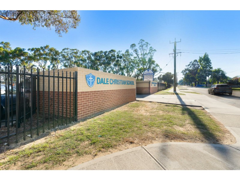 10 Grafham Road, Brookdale WA 6112