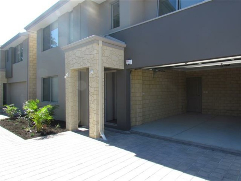 2/7 Gild Street, Cloverdale WA 6105