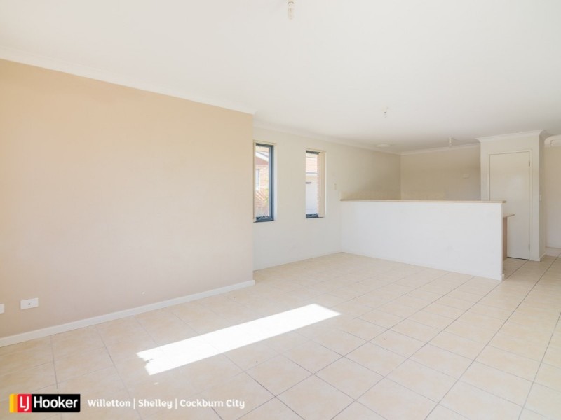 8/369 Brookside Gardens, Caversham WA 6055