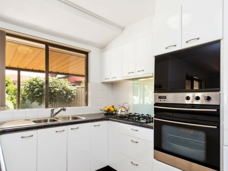 1 Iandra Loop, Willetton WA 6155