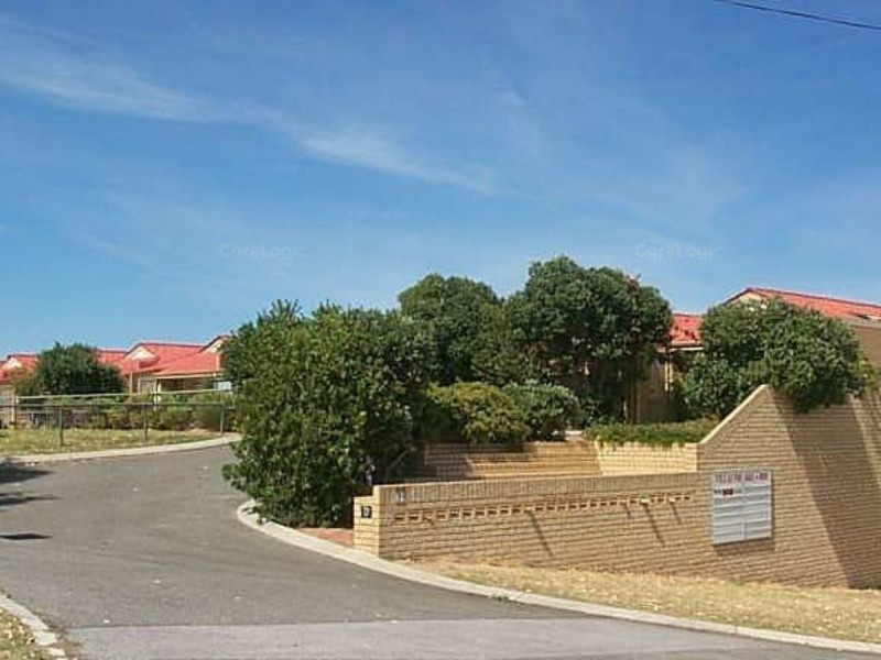 10/11 Boyd Crescent, Hamilton Hill WA 6163