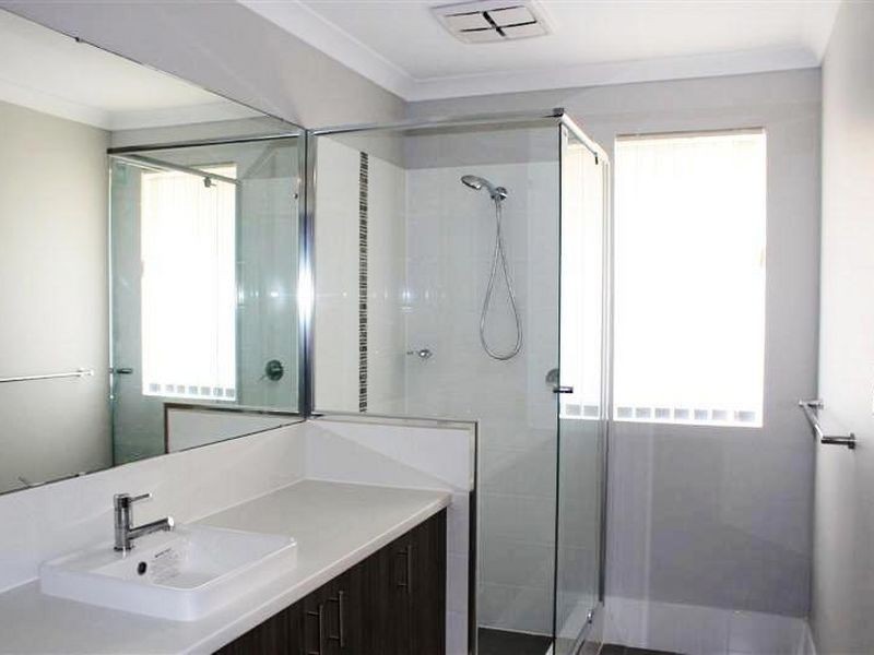 3 Quartz Avenue, Wellard WA 6170