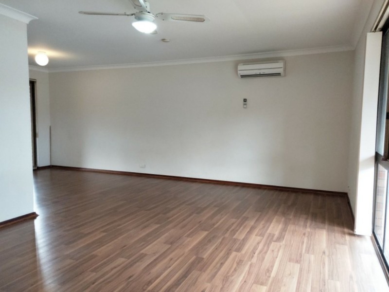 160 Parry Avenue, Bull Creek WA 6149