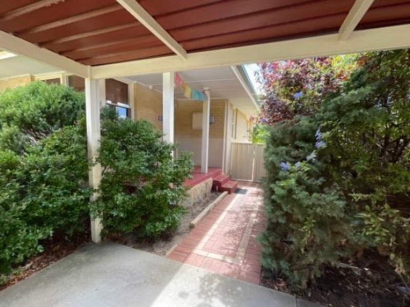 32 Lockett Street, Coolbellup WA 6163