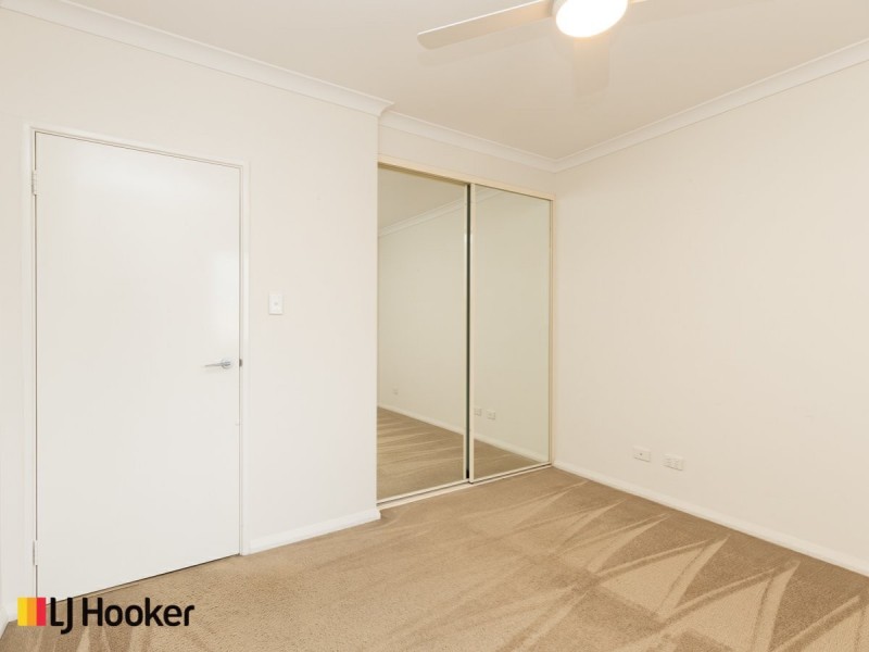 43/2 Stockton Bend, Cockburn Central WA 6164
