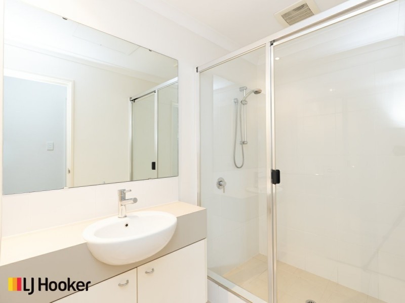 43/2 Stockton Bend, Cockburn Central WA 6164