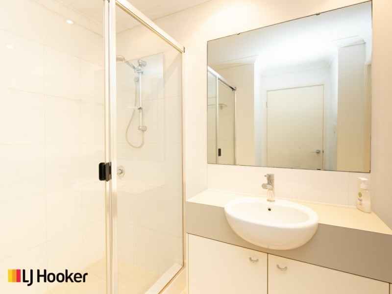 43/2 Stockton Bend, Cockburn Central WA 6164