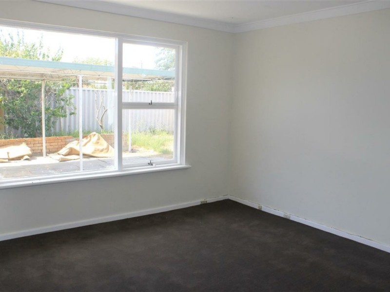 65 Lynwood Avenue, Lynwood WA 6147