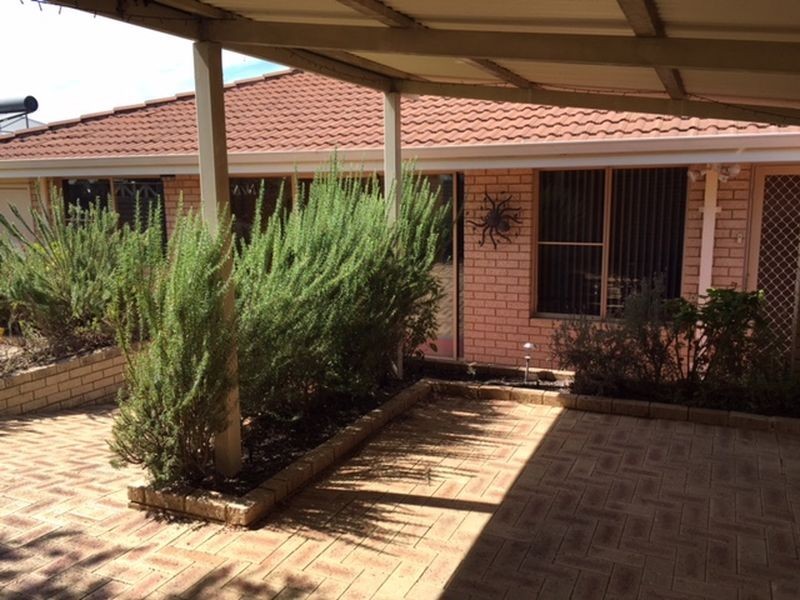 33A Mosaic Street East, Shelley WA 6148