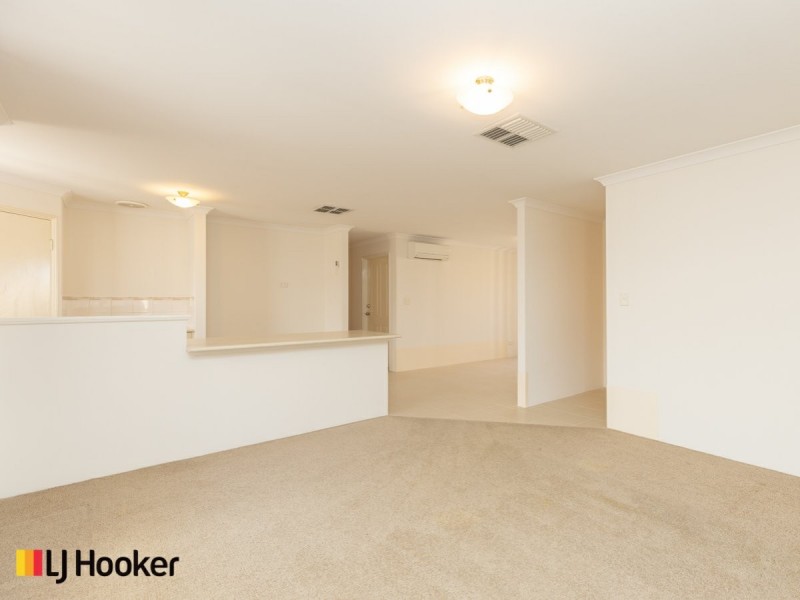 2/14 Scarpview Place, East Cannington WA 6107