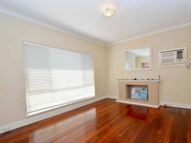 70 Leach Highway, Wilson WA 6107