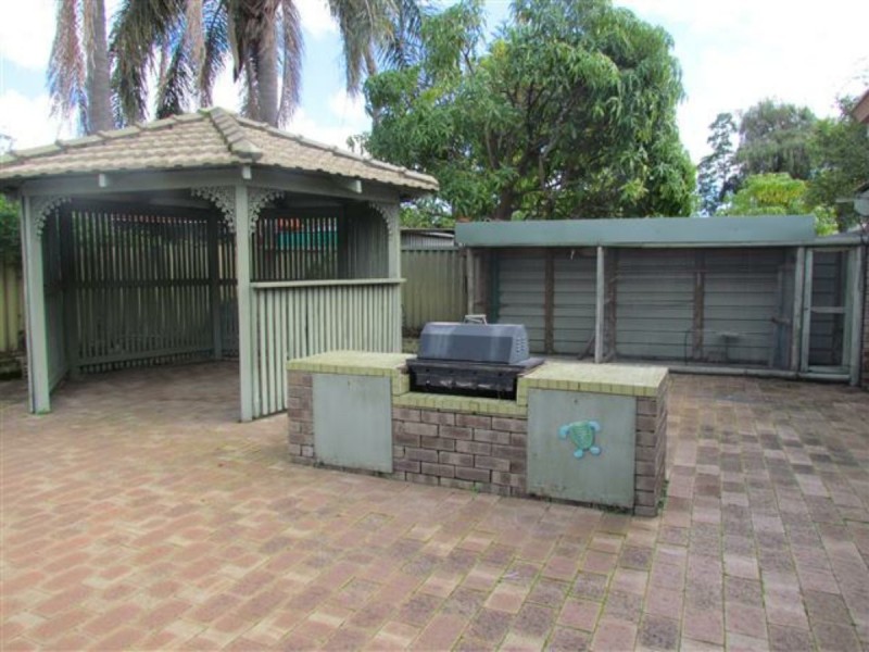 24 Zelkova Way, Parkwood WA 6147