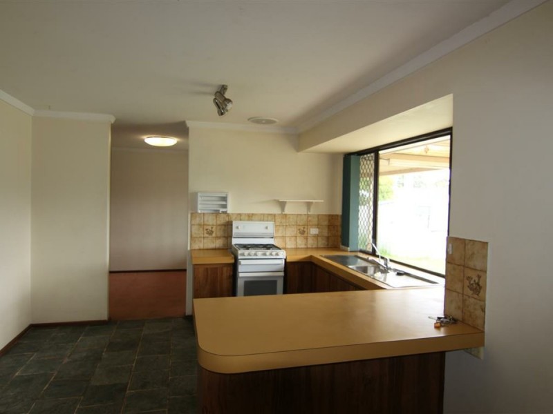 14 Drysdale Street, Shelley WA 6148