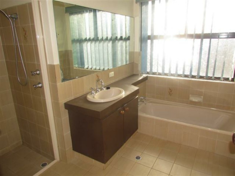 14 Drysdale Street, Shelley WA 6148