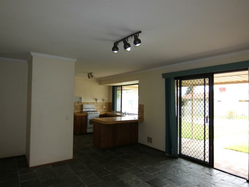 14 Drysdale Street, Shelley WA 6148