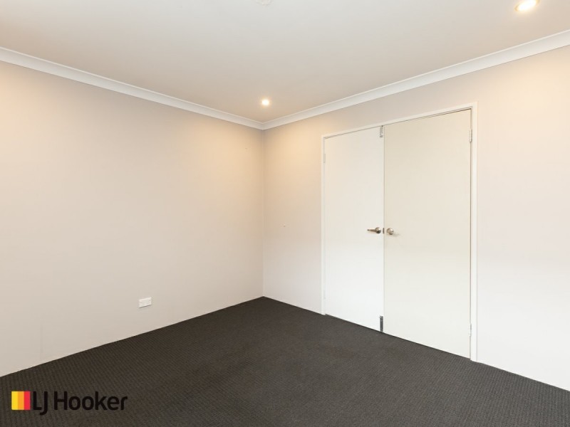 22 Litchfield Circle, Wandi WA 6167