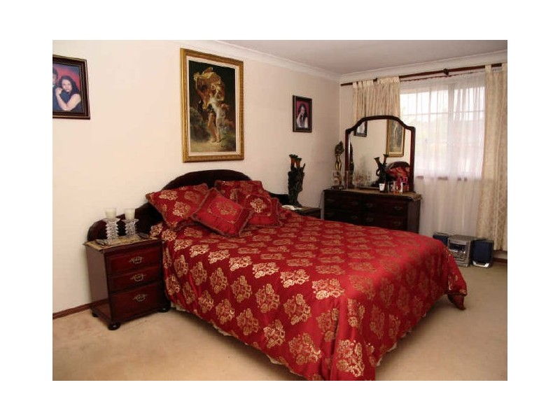 20 Monash Road, Menai NSW 2234