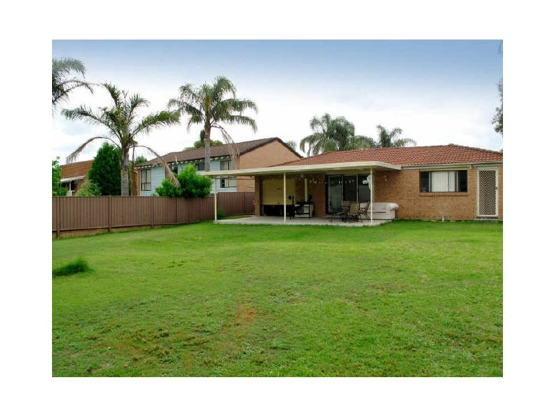 4 Ribbongum Close, Alfords Point NSW 2234