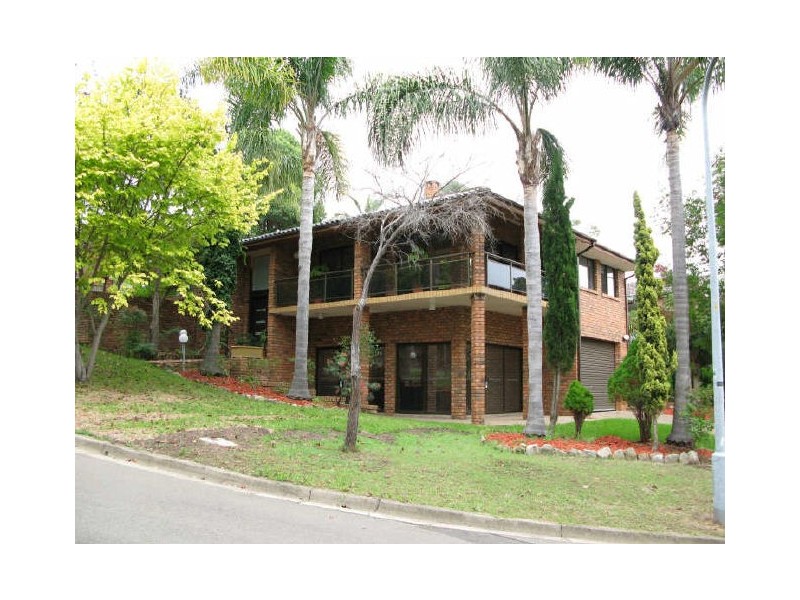 2 Downes Close, Illawong NSW 2234
