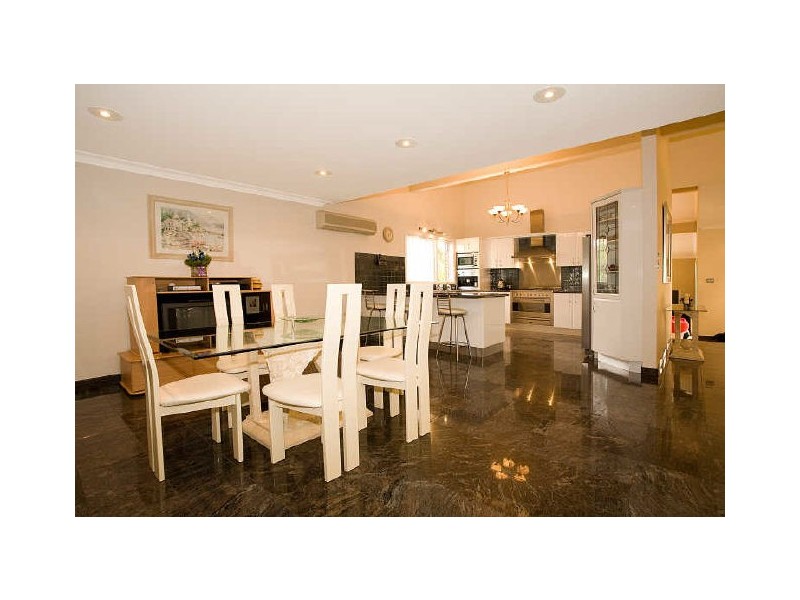 3 Rosegum Place, Alfords Point NSW 2234