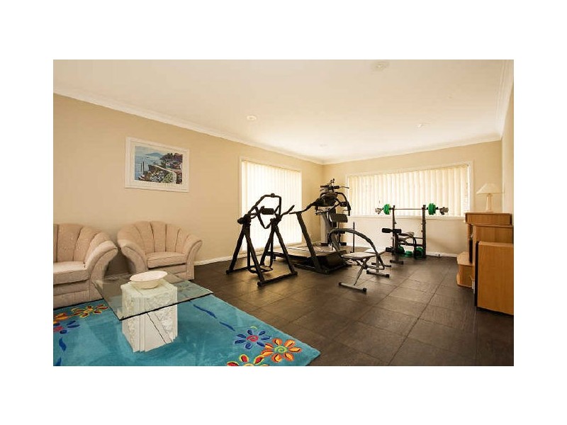 3 Rosegum Place, Alfords Point NSW 2234