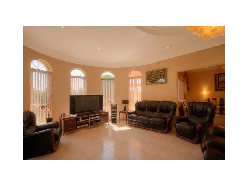 154 Brushwood Drive, Alfords Point NSW 2234