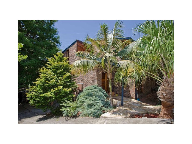 20 Shand Close, Illawong NSW 2234