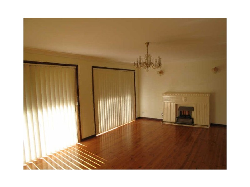 155 Wyangala Crescent, Leumeah NSW 2560