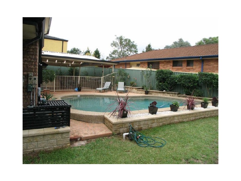 21 Hobart Place, Illawong NSW 2234