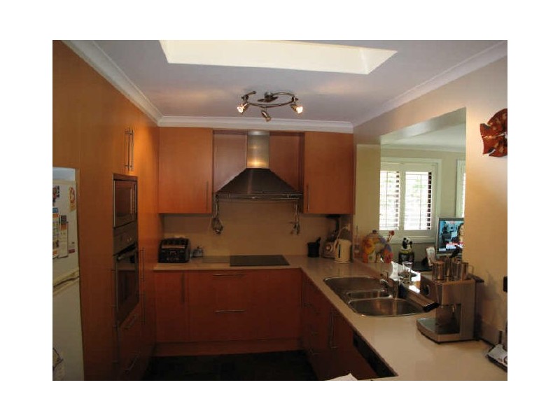 21 Hobart Place, Illawong NSW 2234