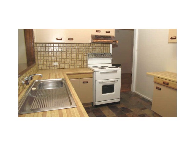 30 Wilbung Road, Illawong NSW 2234