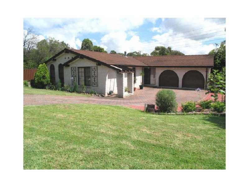 67 Austin Street, Illawong NSW 2234