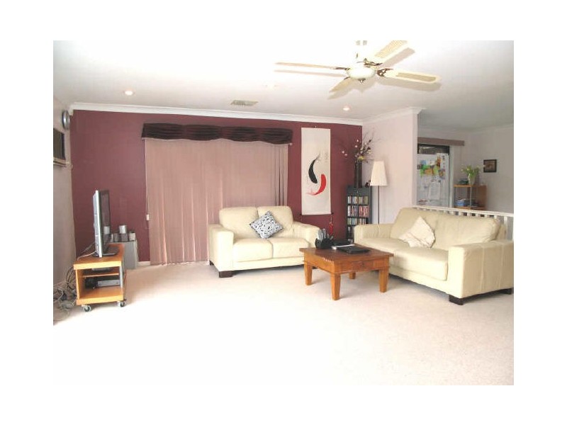 67 Austin Street, Illawong NSW 2234