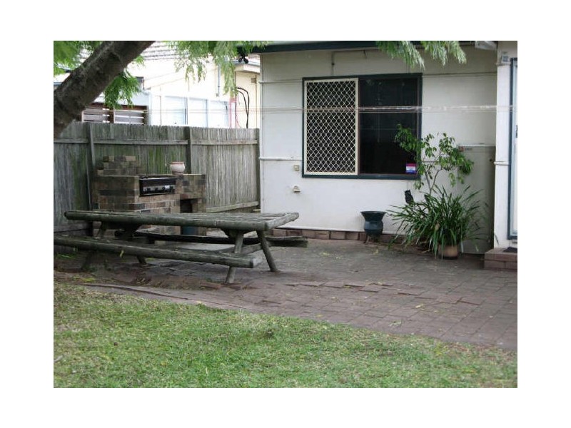 144 Linden Street, Sutherland NSW 2232