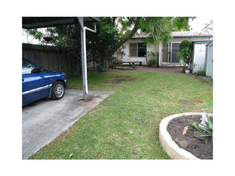 144 Linden Street, Sutherland NSW 2232