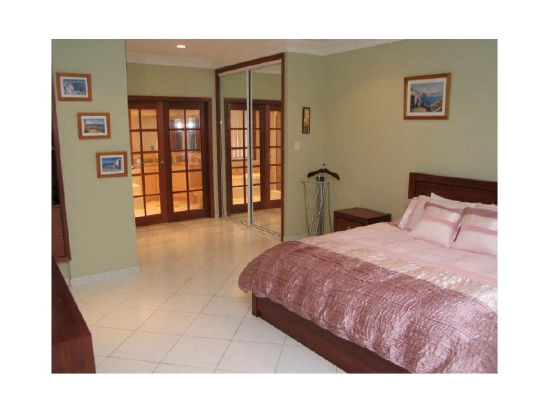 17 Royal Oak Drive, Alfords Point NSW 2234