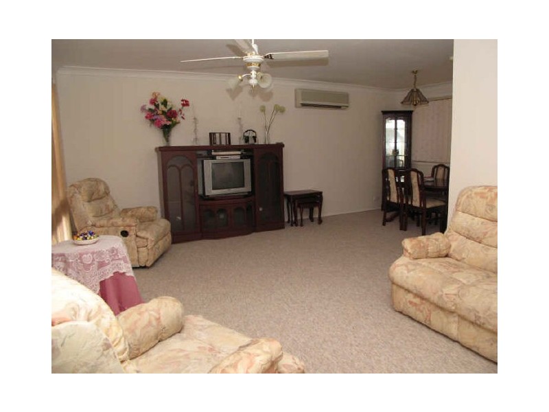 5 Kilby Place, Illawong NSW 2234