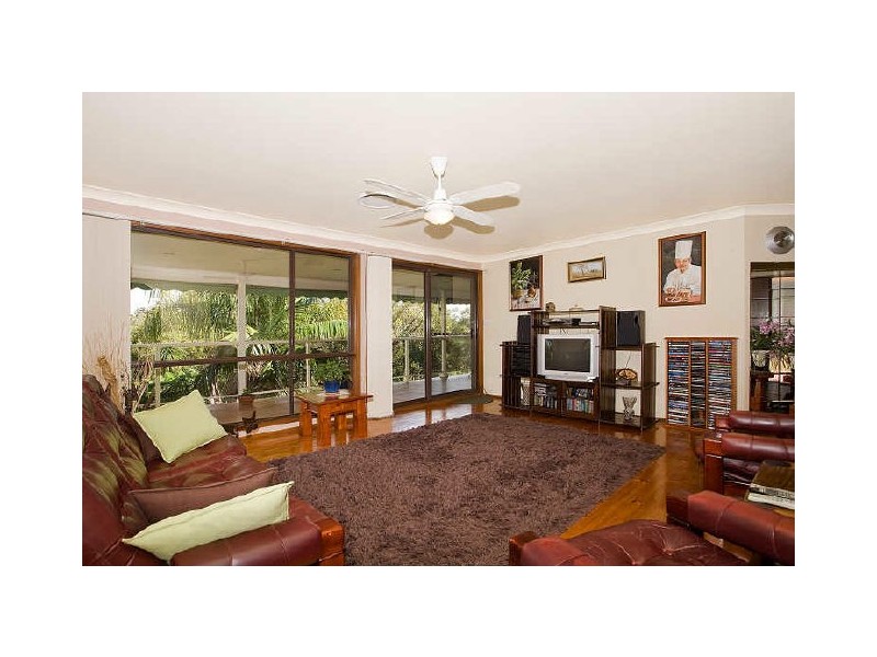 5 Wales Close, Illawong NSW 2234